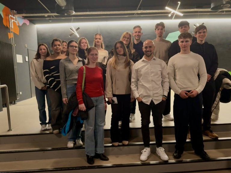 Faust statt Fernseher